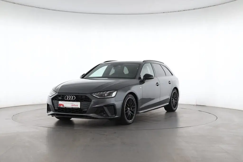 Main__Slider__Photo:Audi A4 Avant 40 TDI quattro S tronic S line | AHK 01/2023-1