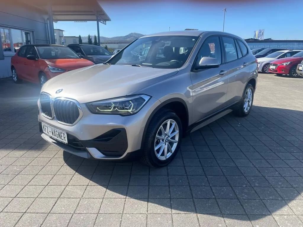 Main__Slider__Photo:BMW X1 sDrive18d Automatik LED DAB+ 12/2020-0