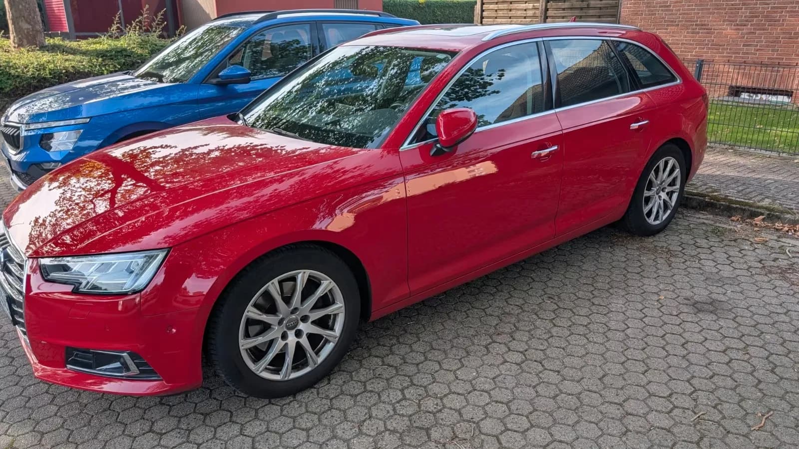Main__Slider__Photo:Audi A4 2.0 TDI Avant Bi-Xenon Navi Tempomat PDC DAB 05/2017-0