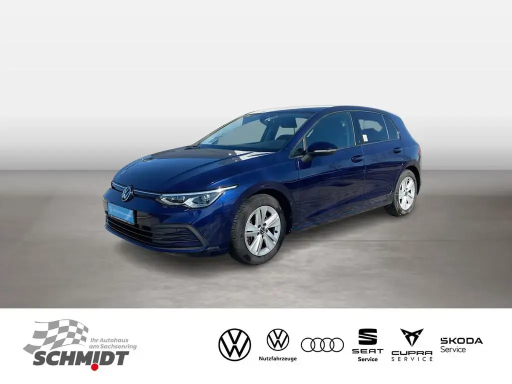 Main__Slider__Photo:Volkswagen Golf VIII Lim. 1.5 TSI Life DCC LED+ STHZ AHK 11/2022-1