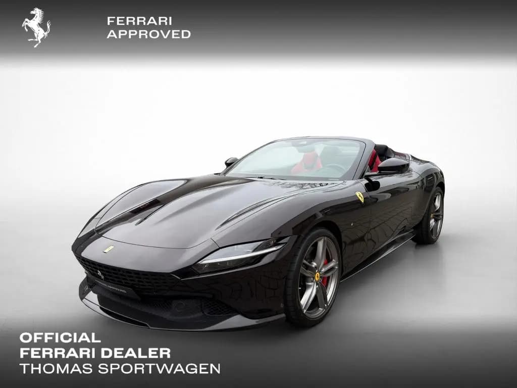 Main__Slider__Photo:Ferrari Roma Spider / Carbon / ACC / LED / PDIS 12/2023-0