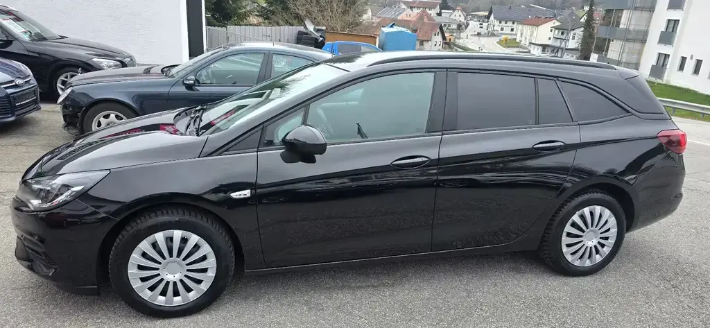 Main__Slider__Photo:Opel Astra K Sports Tourer Edition, 1. Hand 02/2020-1