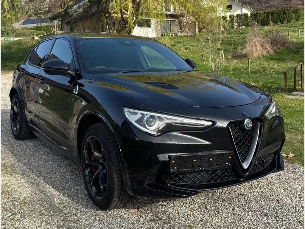 Main__Slider__Photo:Alfa Romeo Stelvio 2.9 V6 Bi-turbo Quadrifoglio Q4 Kamera F 03/2018-1