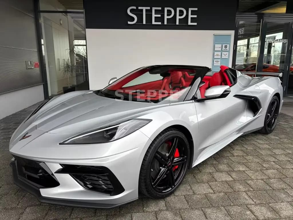 Main__Slider__Photo:Corvette C8 Stingray Convertible 2026 3LT EUMod. New Int. null-0