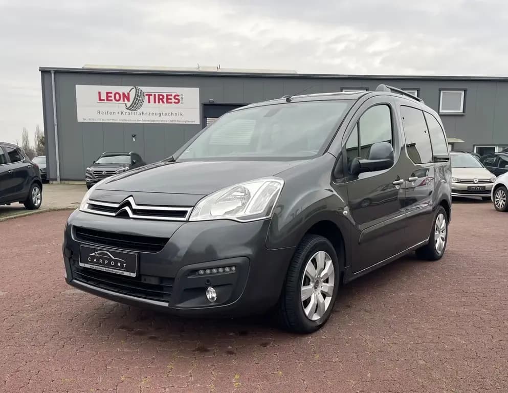 Main__Slider__Photo:Citroën Berlingo Kombi Selection Multispace 10/2015-0