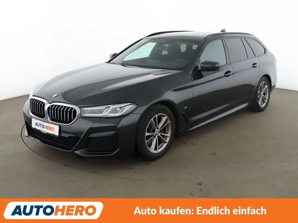 Main__Slider__Photo:BMW 520 d Mild-Hybrid xDrive M Sport Aut*NAVI*LED*CAM 01/2022-0