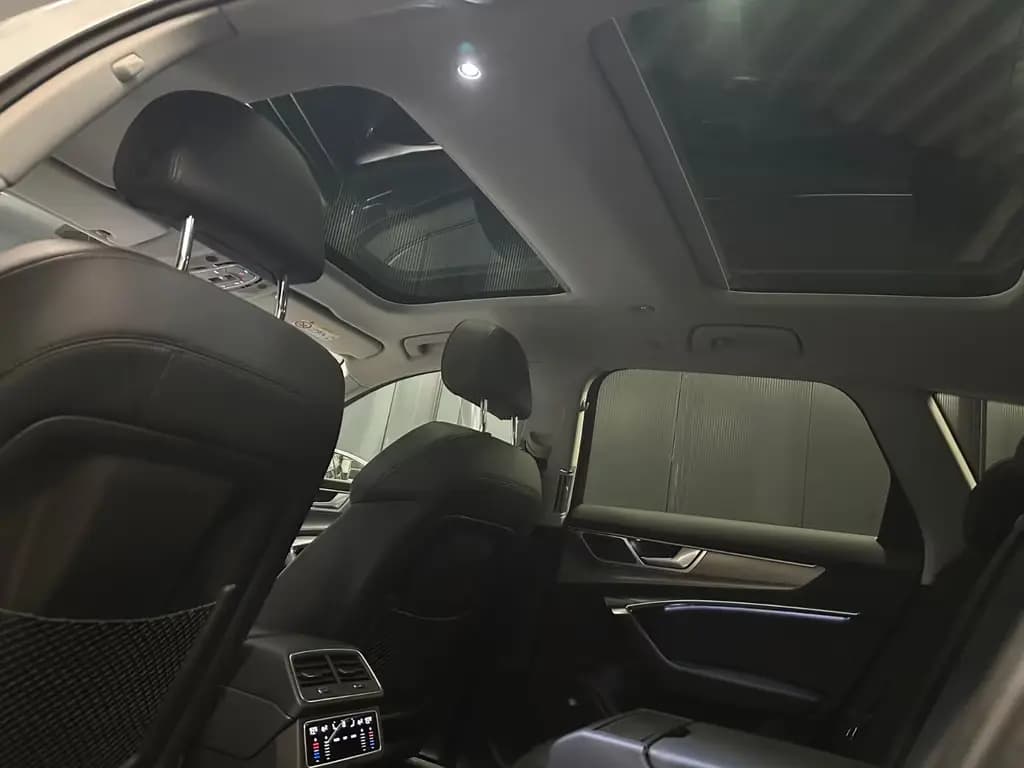 Main__Slider__Photo:Audi A6 Avant 45 TFSI quattro Sport *PANORAMA*LEDER* 04/2023-0