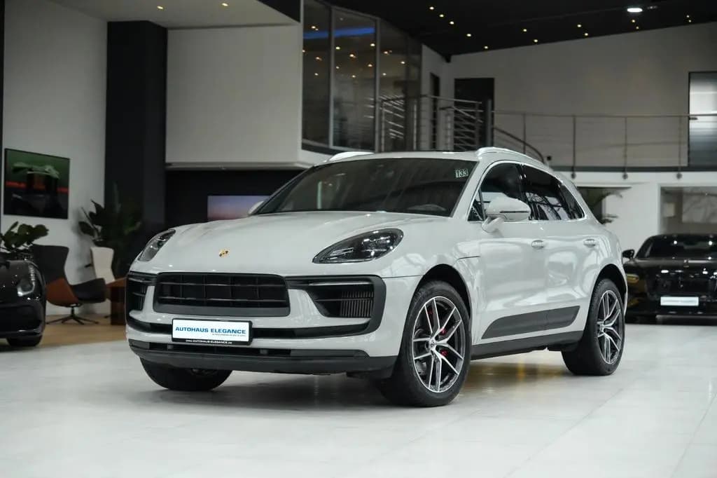 Main__Slider__Photo:Porsche Macan S *SPORT-CHRONO*PANO*SOUND.PACK.+*LED*1.HD 10/2022-0