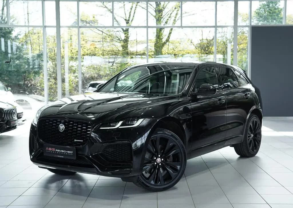 Main__Slider__Photo:Jaguar F-Pace R-Dynamic SE AWD *2H *22 *Black Pack*GSD 06/2021-0