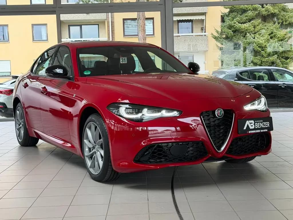 Main__Slider__Photo:Alfa Romeo Giulia Ti Q4/MEMORY/ACC/NAVI/KAMERA/SHZ 07/2023-0