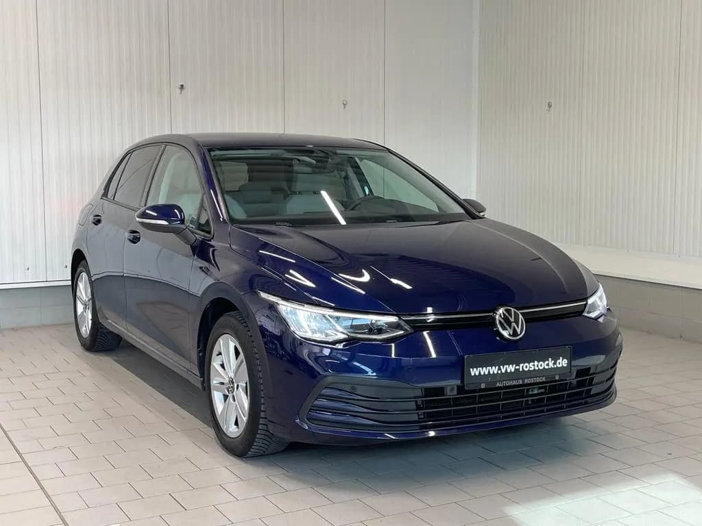 Main__Slider__Photo:Volkswagen Golf VIII Life 1.5 eTSI DSG STANDHZG 12/2020-0