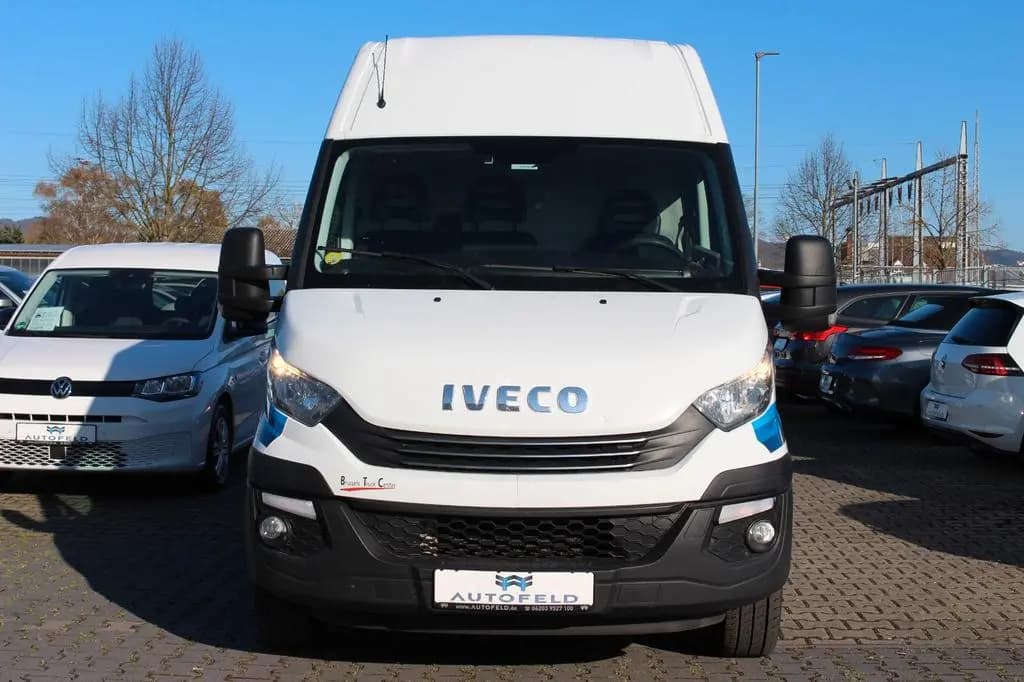 Main__Slider__Photo:Iveco Daily Kasten 35S18/SHEFT/NAVI/HEBEBÜHNE/AHK/RCAM 12/2016-0