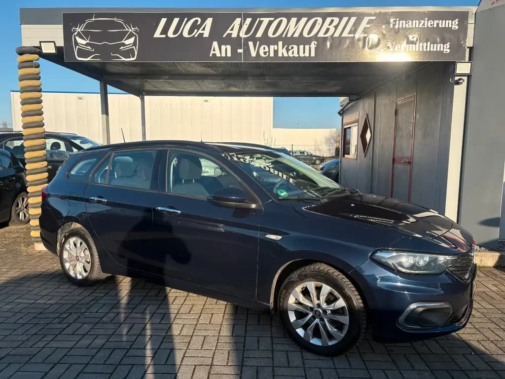 Main__Slider__Photo:Fiat Tipo Lounge 02/2017-0