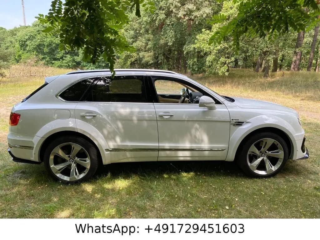 Main__Slider__Photo:Bentley Bentayga Mulliner Vollausstattung Prior-Widebody 11/2017-0