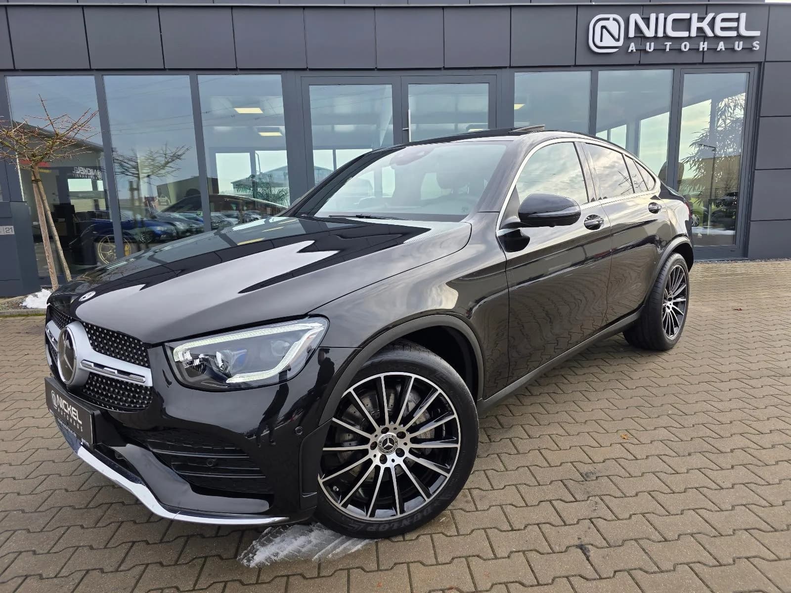 Main__Slider__Photo:Mercedes-Benz GLC-Class 200 11/2019-0