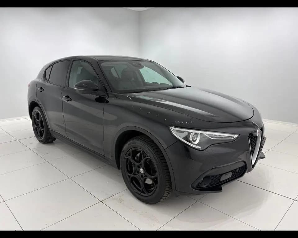 Main__Slider__Photo:Alfa Romeo Stelvio ALFA ROMEO Stelvio 2.2 t Executive Q4 210cv auto 03/2018-0
