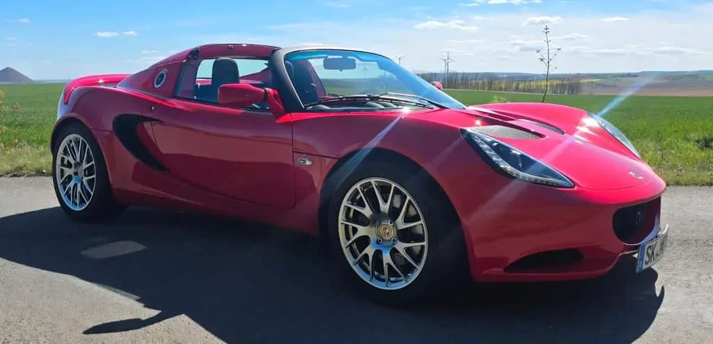 Main__Slider__Photo:Lotus Elise SPORT 220 einmaliger Sammlerzustand 12/2013-0