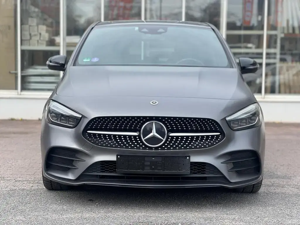Main__Slider__Photo:Mercedes-Benz B-Class 200 AMG Line VOLL/PANO/MEMORY/AMBITION/KAMERA/ 01/2021-1