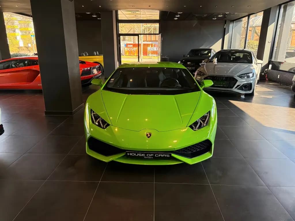 Main__Slider__Photo:Lamborghini Huracán LP 610-4 07/2017-0