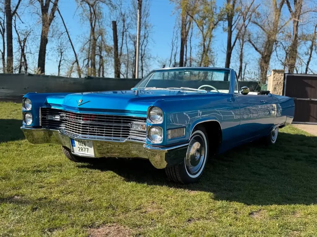 Main__Slider__Photo:Cadillac Deville Convertible 1966 01/1966-0