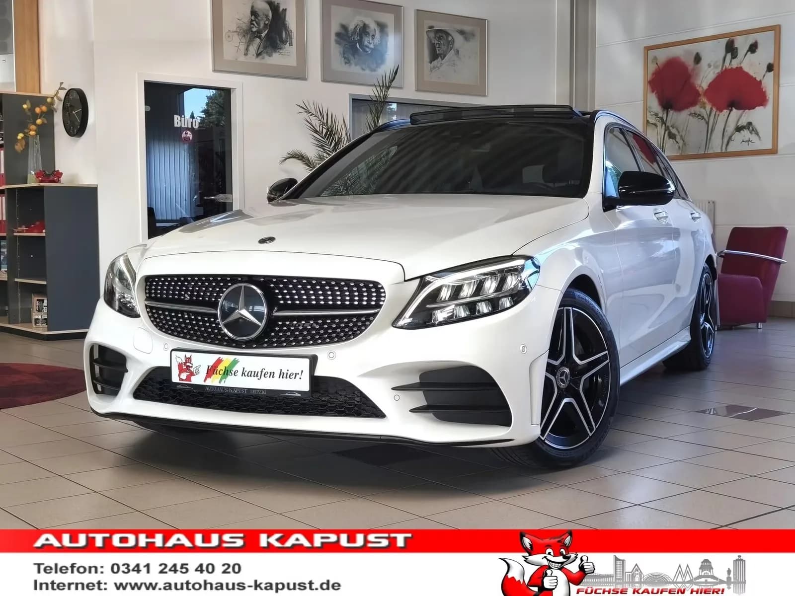 Main__Slider__Photo:Mercedes-Benz C-Class 300 07/2020-0