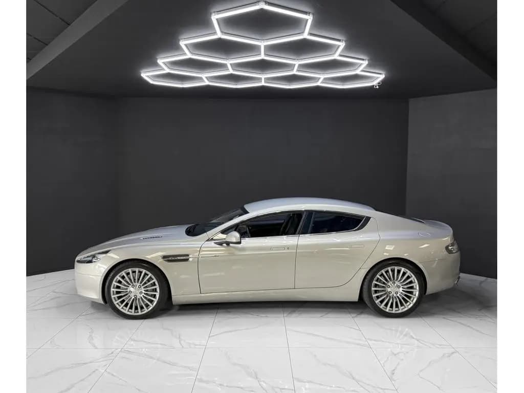 Main__Slider__Photo:Aston Martin Rapide V12 6.0 477ch 04/2011-0