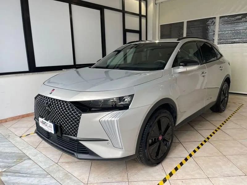 Main__Slider__Photo:DS Automobiles DS7 (Crossback) DS DS 7 BlueHDi 130 Automatica Performance Line 05/2023-0