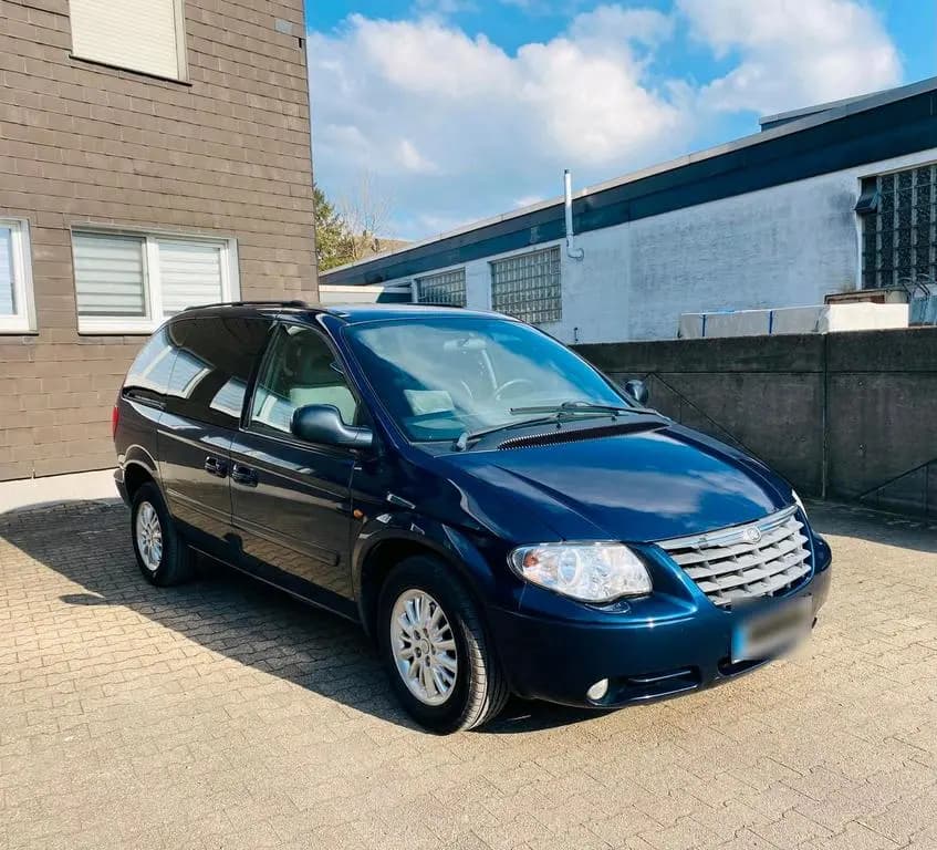 Main__Slider__Photo:Chrysler Voyager 7Sitzer 2.8D.Automatik, B... 12/2004-0