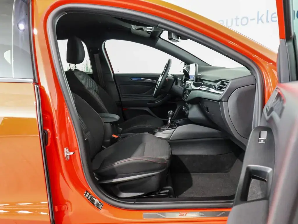 Main__Slider__Photo:Ford Focus 1.0 EcoBoost ST-Line MHEV +KAMERA+LED 03/2021-1