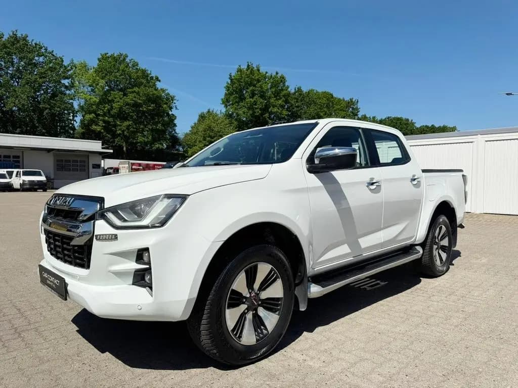 Main__Slider__Photo:Isuzu D-Max 4WD DOUBLE CAB*LEDER*AHK*NAVI*LED* 01/2022-0