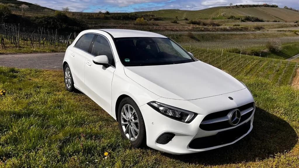 Main__Slider__Photo:Mercedes-Benz A-Class Progressive | Panorama | LED | Garantie 10/2019-0