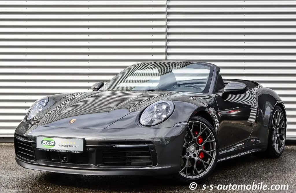 Main__Slider__Photo:Porsche 992 Carrera S Cabrio Chrono Hinterachslenkung 04/2020-0