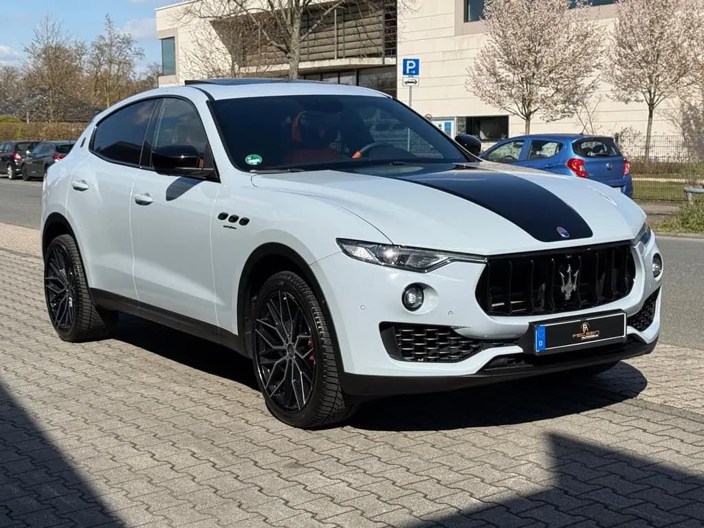 Main__Slider__Photo:Maserati Levante 3.0 V6 GS 4x4 *1 Of 1*Exklusiv Umbau* 07/2019-0