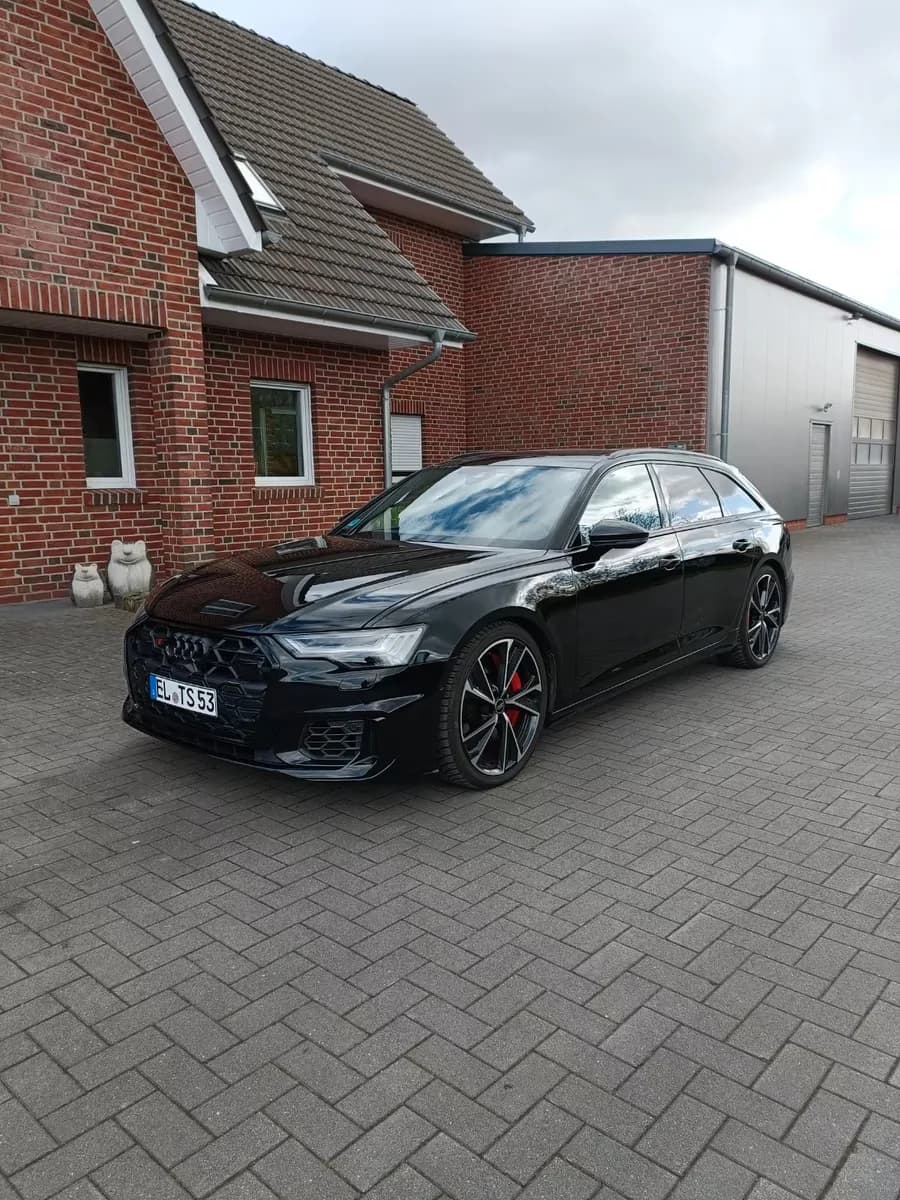Main__Slider__Photo:Audi S6 12/2023-0
