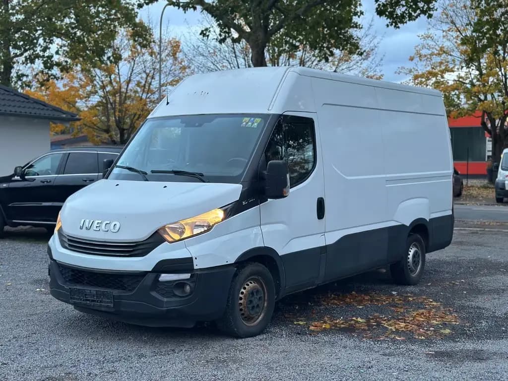Main__Slider__Photo:Iveco ANDERE Daily Kasten HKa 35 S ... V Radstand 352 05/2018-0