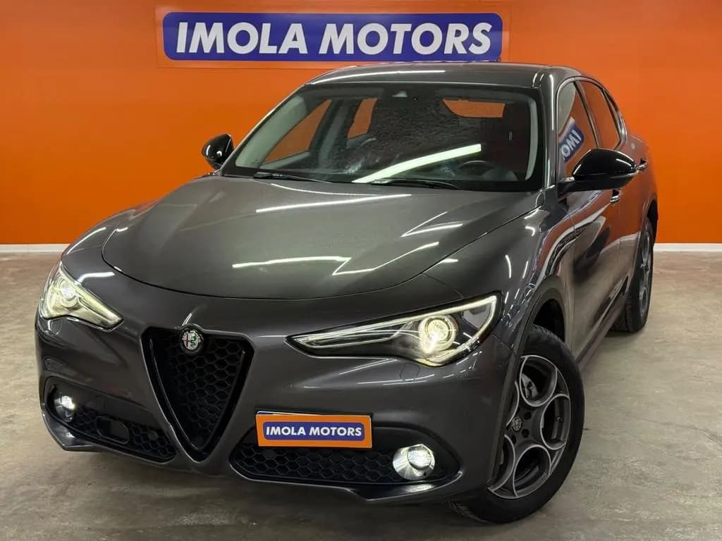 Main__Slider__Photo:Alfa Romeo Stelvio 2.2 Turbodiesel 180 CV AT8 Q4 11/2017-0