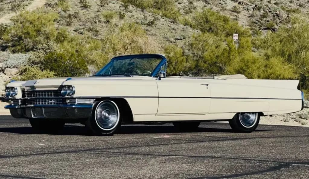 Main__Slider__Photo:Cadillac Deville Convertible 07/1963-0