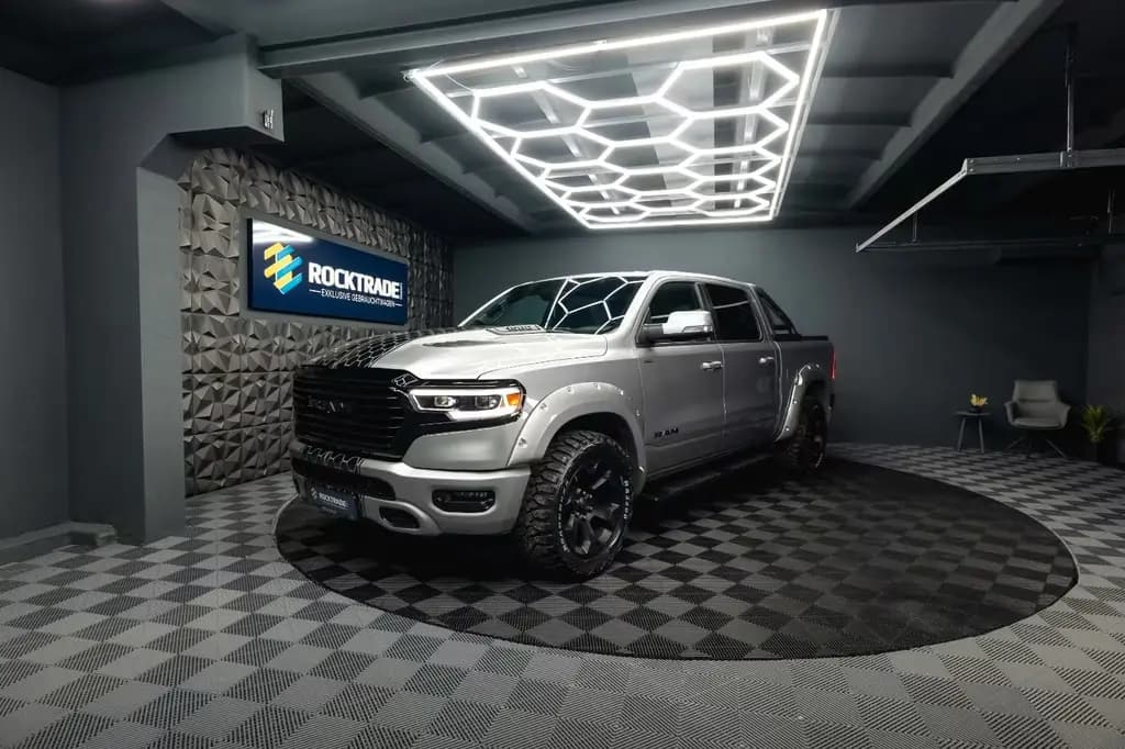 Main__Slider__Photo:Dodge RAM 5.7 V8 HEMI 4x4 Offroad Night Limited 19% 12/2020-0