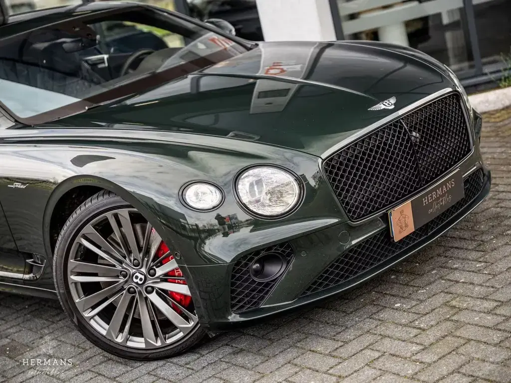 Main__Slider__Photo:Bentley Continental GT 6.0 W12 Speed / Carbon / NAIM / R 01/2022-1