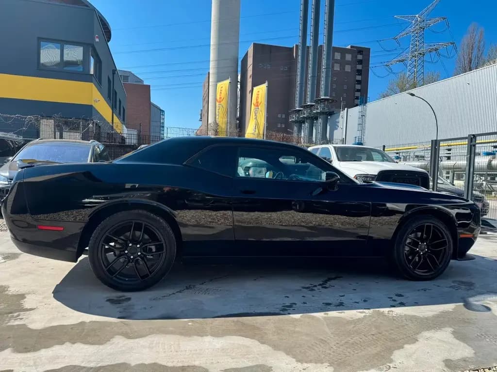 Main__Slider__Photo:Dodge Challenger 3,6 07/2022-0