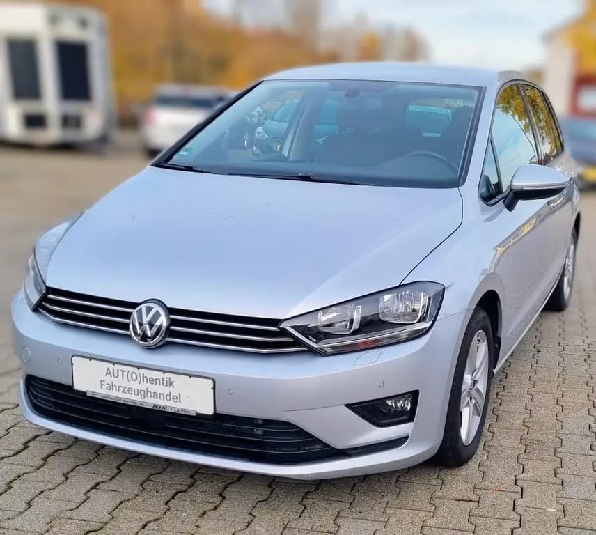 Main__Slider__Photo:Volkswagen Golf Sportsvan VII Comfortline BMT/Start-Stopp 08/2014-0