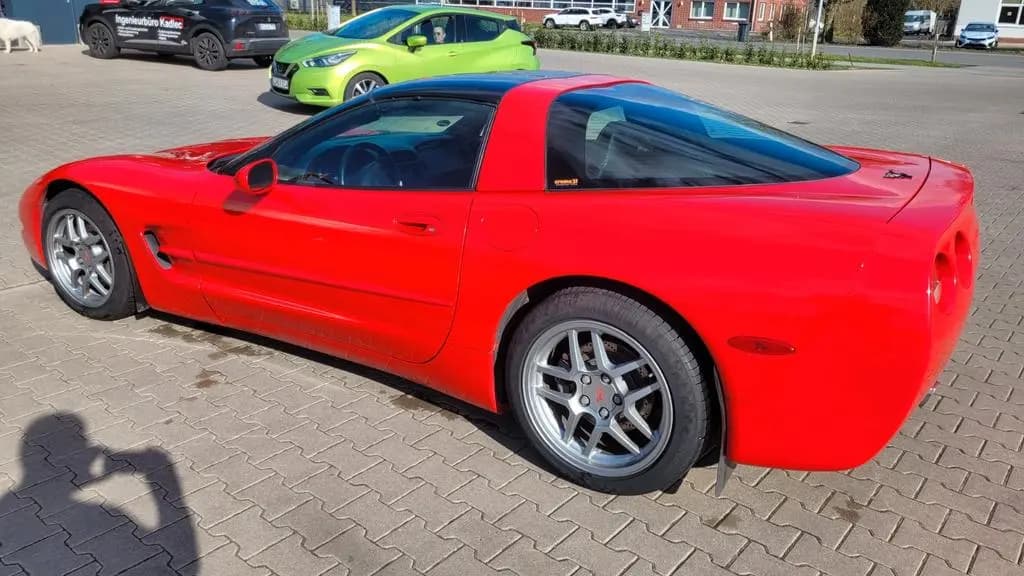 Main__Slider__Photo:Corvette C5 Coupe - 07/1998-0