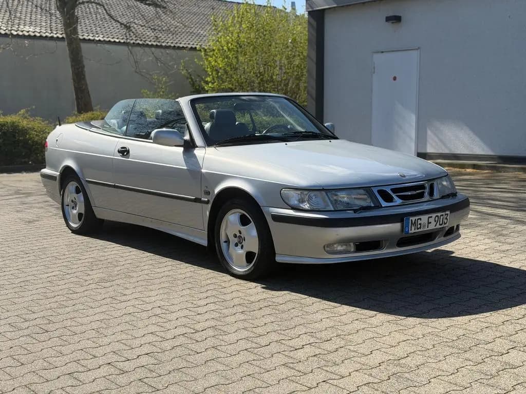Main__Slider__Photo:Saab 9-3 2.0t Ecopower SE Cabriolet 08/2001-0