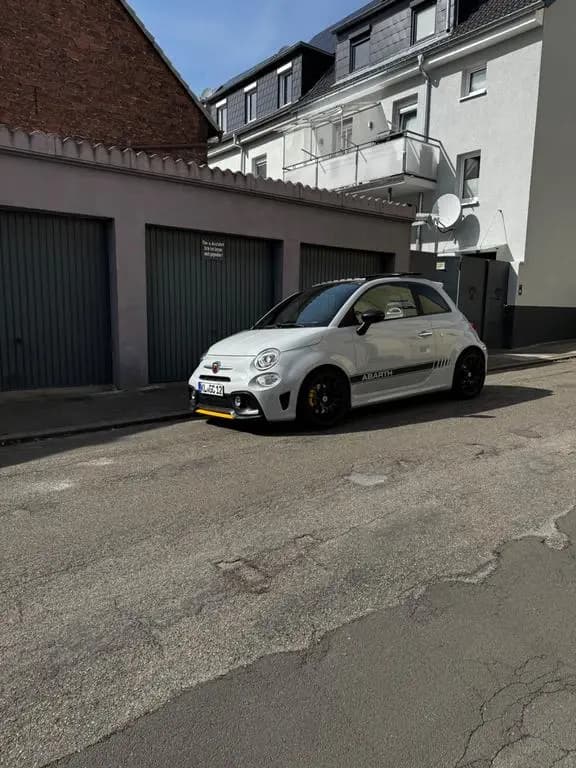 Main__Slider__Photo:Abarth 595 Turismo 1.4 T-Jet 16V 595 Turismo Turismo 05/2018-0