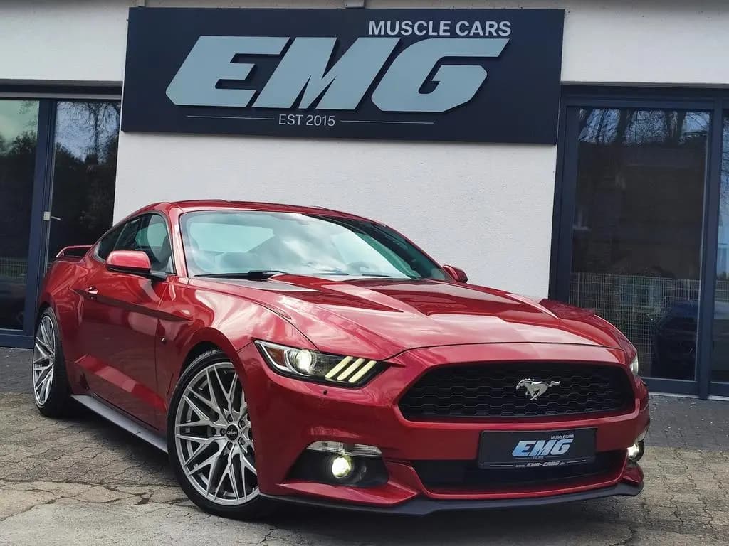 Main__Slider__Photo:Ford Mustang Fastback 3.7 V6 DOHC 01/2016-0