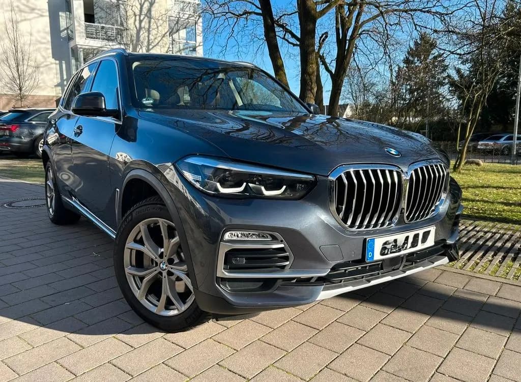 Main__Slider__Photo:BMW X5 xDrive30d -xLine, 360°-Kamera, AHK, LiveCock. 11/2019-0