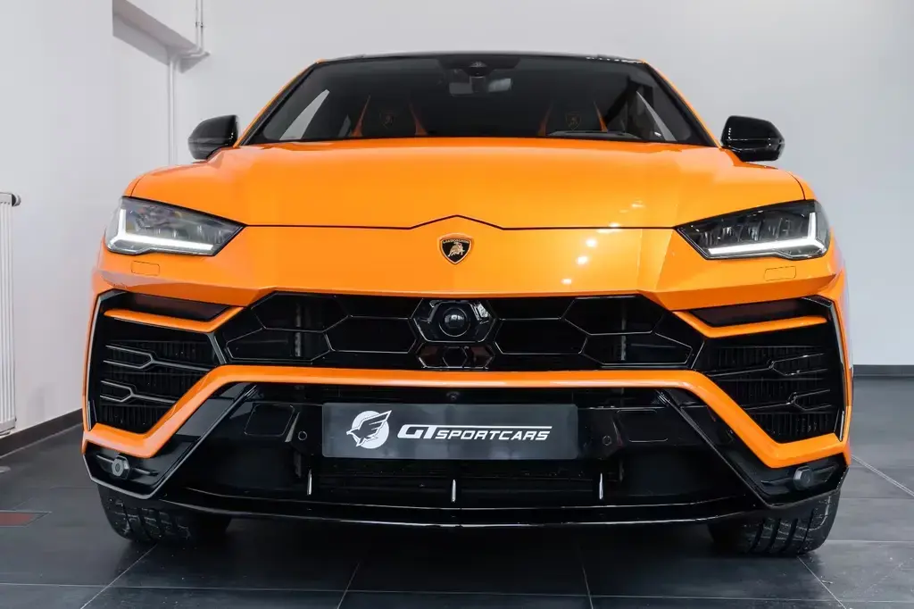 Main__Slider__Photo:Lamborghini Urus Capsule Edition I B&O I 23" I Pano I Voll 10/2022-1