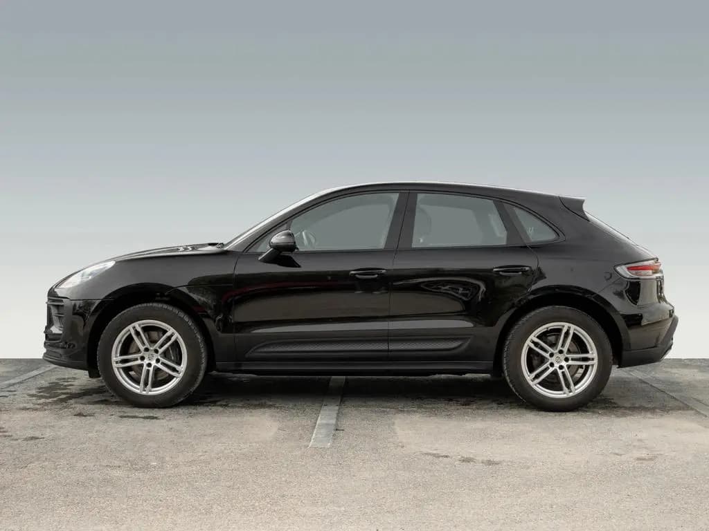 Main__Slider__Photo:Porsche Macan Panorama Dachsystem Sitzheizung vorn 01/2024-0