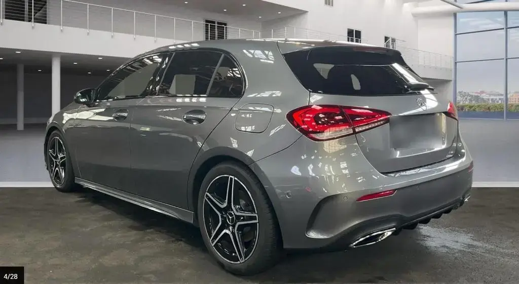 Main__Slider__Photo:Mercedes-Benz A-Class AMG Paket 10/2018-1