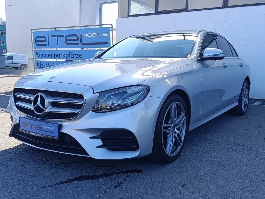 Main__Slider__Photo:Mercedes-Benz E-Class 200 Lim. AMG Navi Schiebedach LED Kamera 11/2018-0